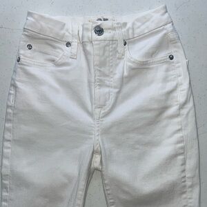 We the Free Stretch White Skinny Jeans size 25